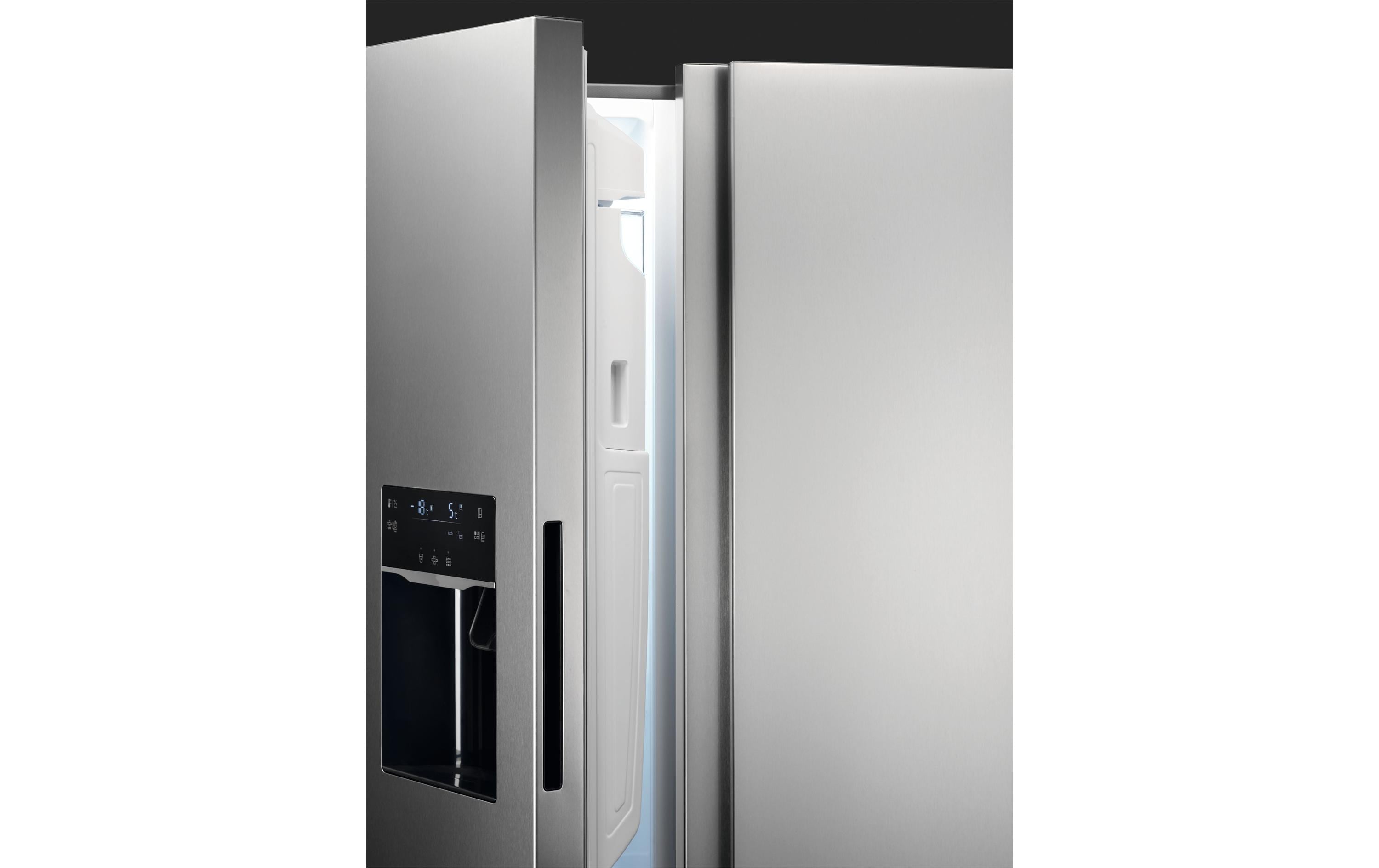 Electrolux Foodcenter EAL575NWCN X Deep Silber