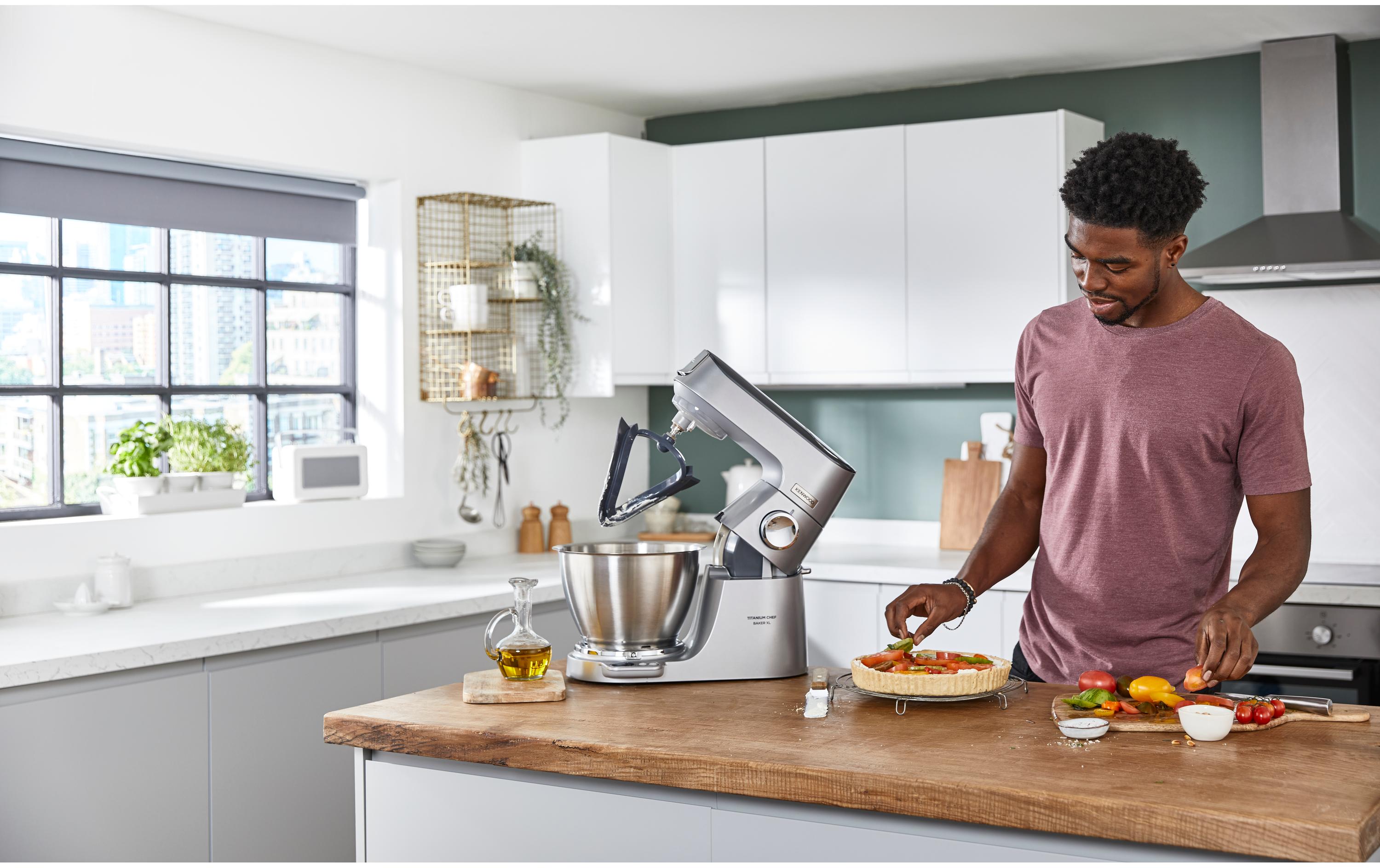 Kenwood Küchenmaschine Chef Baker XL Silber
